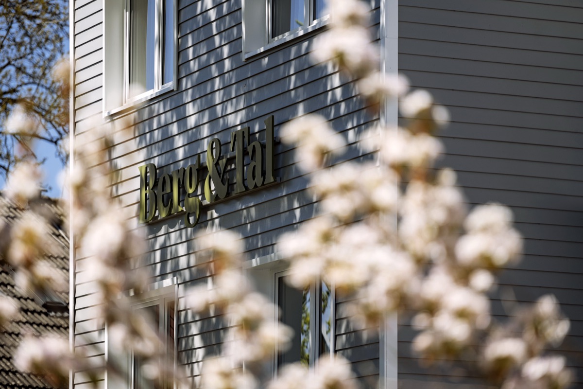 Hotel Berg & Tal in Braunlage mit Kirschblüten